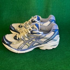 Asics GT-2120 Women’s Running Shoes | US Size 8